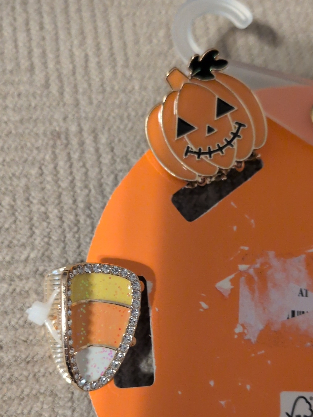 Piper•k 6 Halloween Enamel Mini Hair Clip Set - Picture 3 of 5